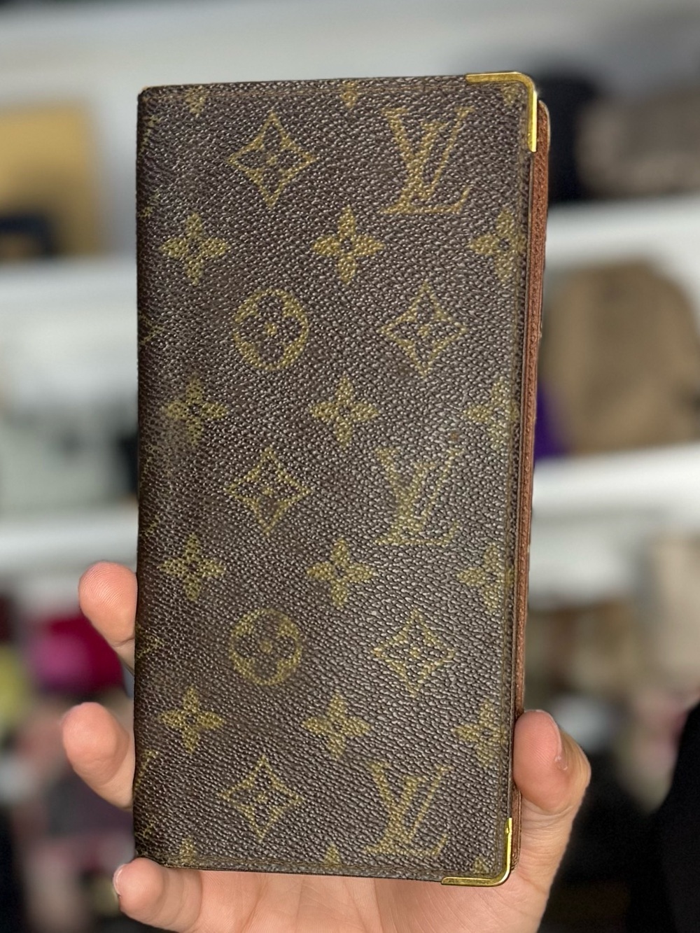 LV MONO WALLET